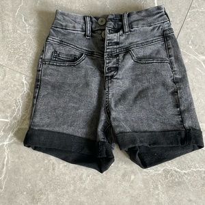 Rue 21 denim shorts
